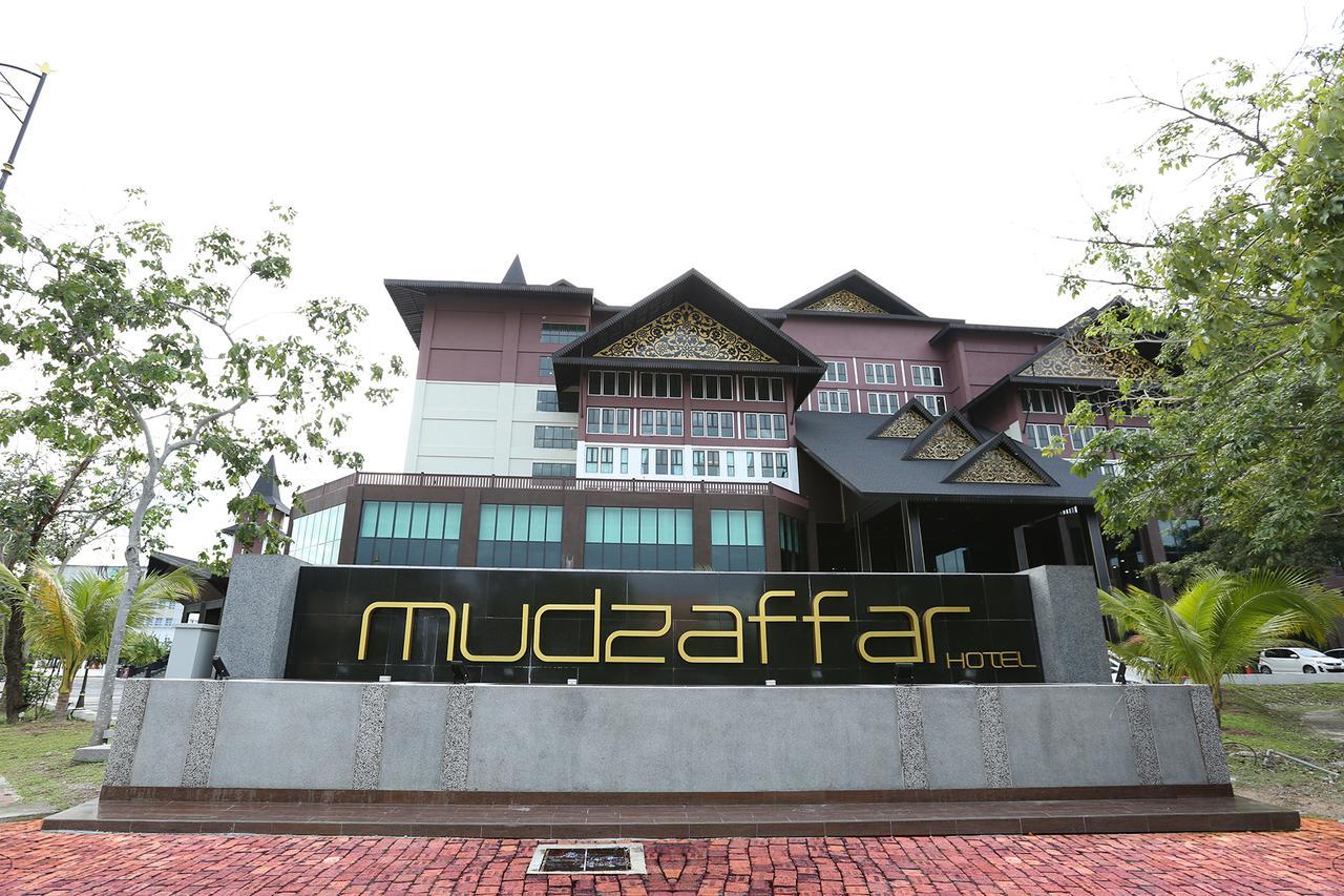 Mudzaffar Hotel Malacca Buitenkant foto